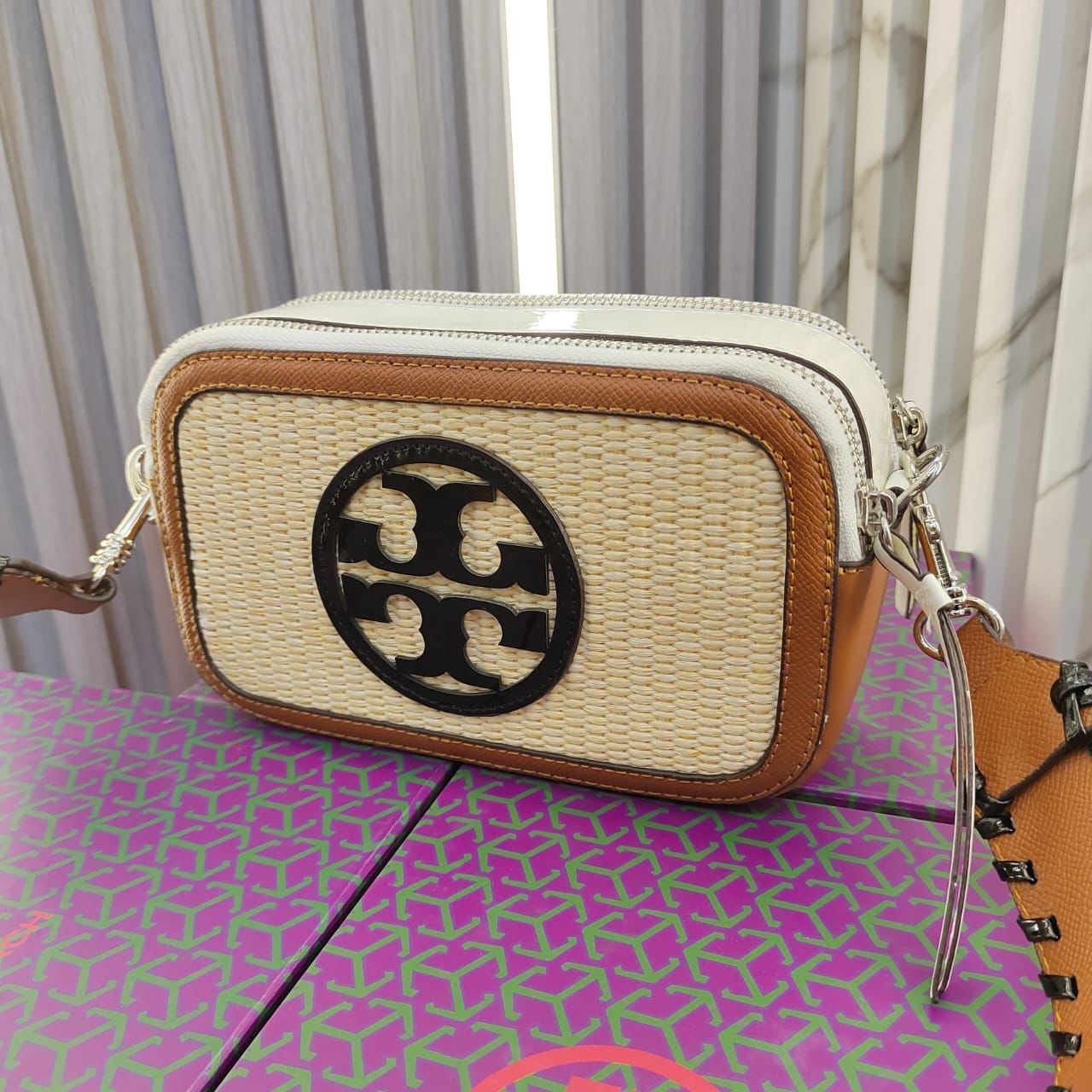 TORY BURCH JUTE EDITION SNAPSHOT