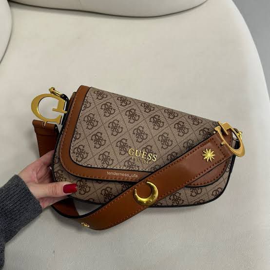 LATEST GUESS BAG
