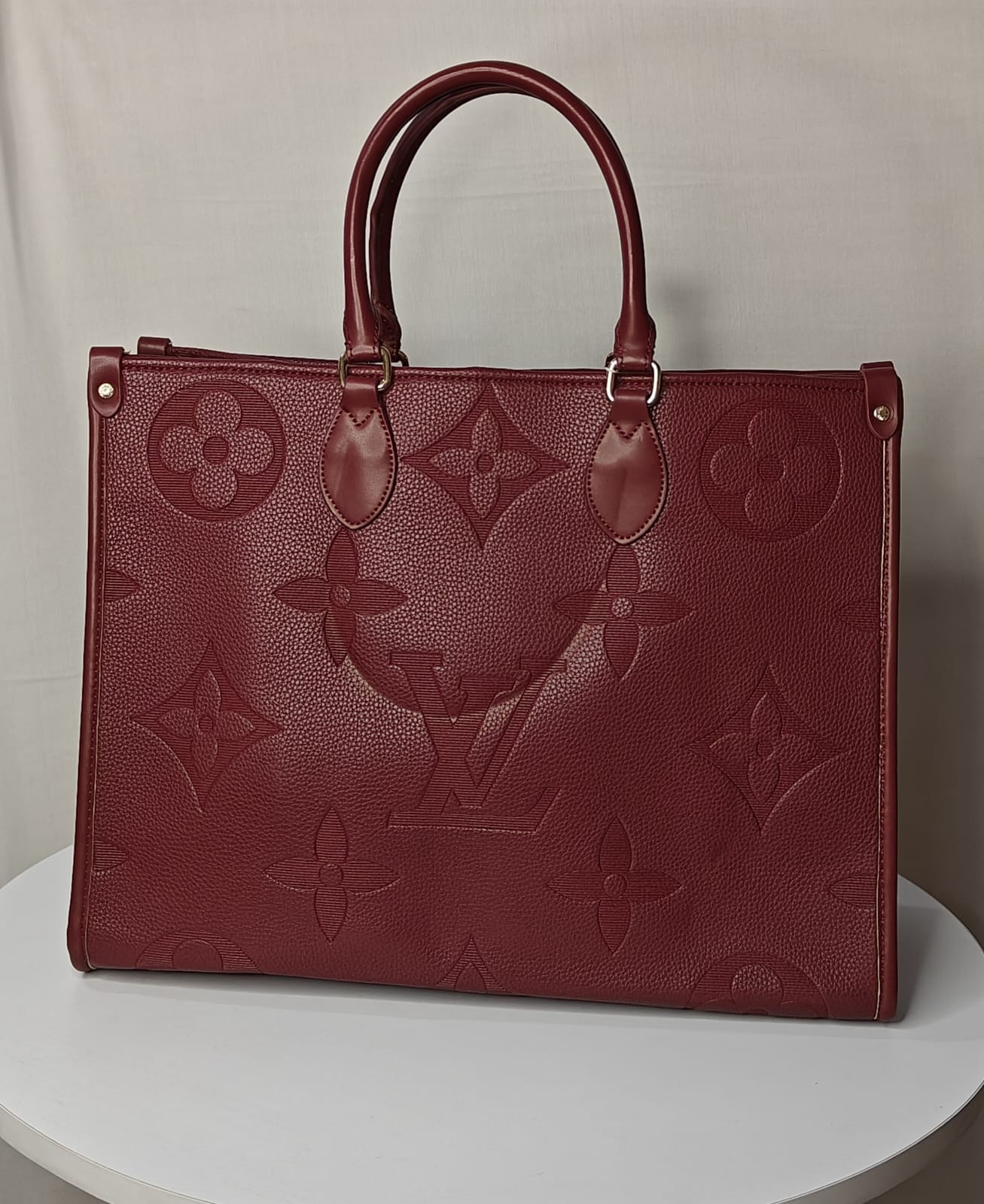 LOUIS VUITTON ON THE GO TOTE BAGS