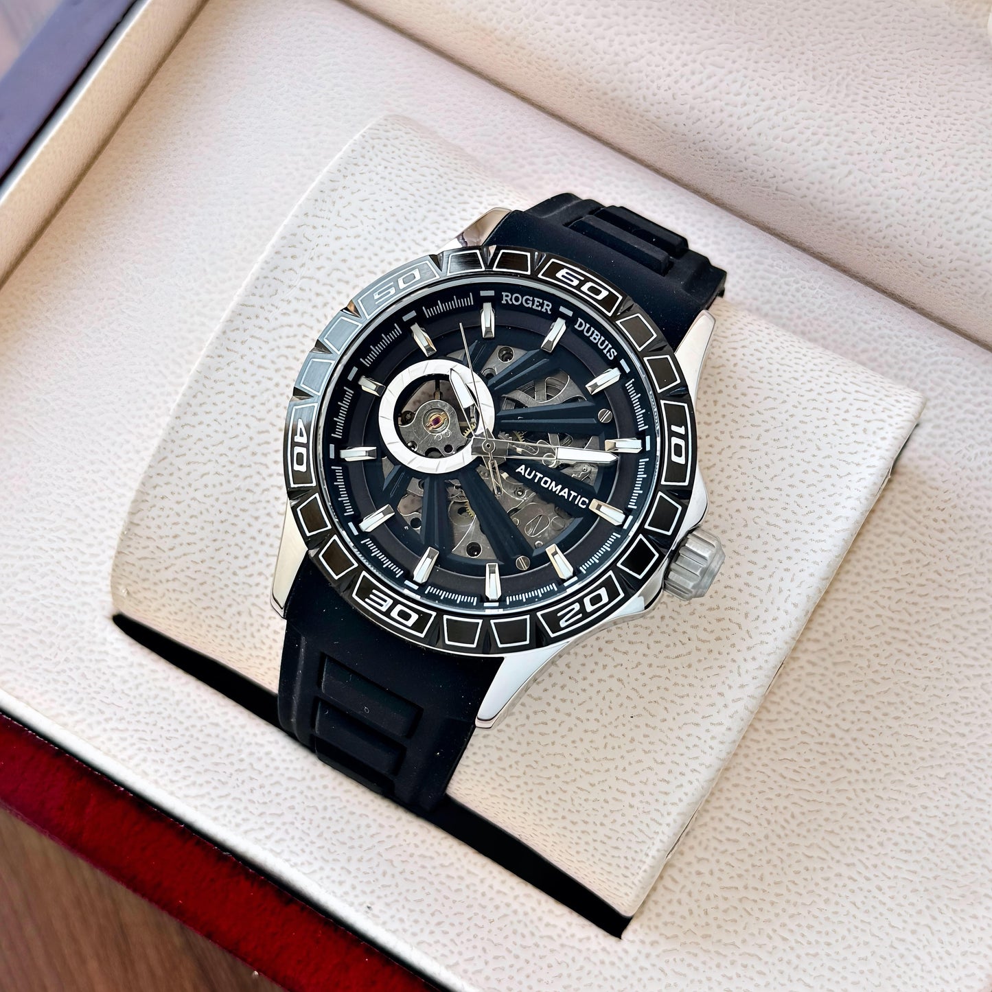 ROGER DUBUIS Premius Hands