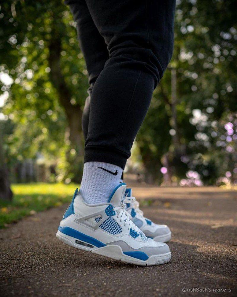 Air Jordans Retro 4 MILITARY BLUE