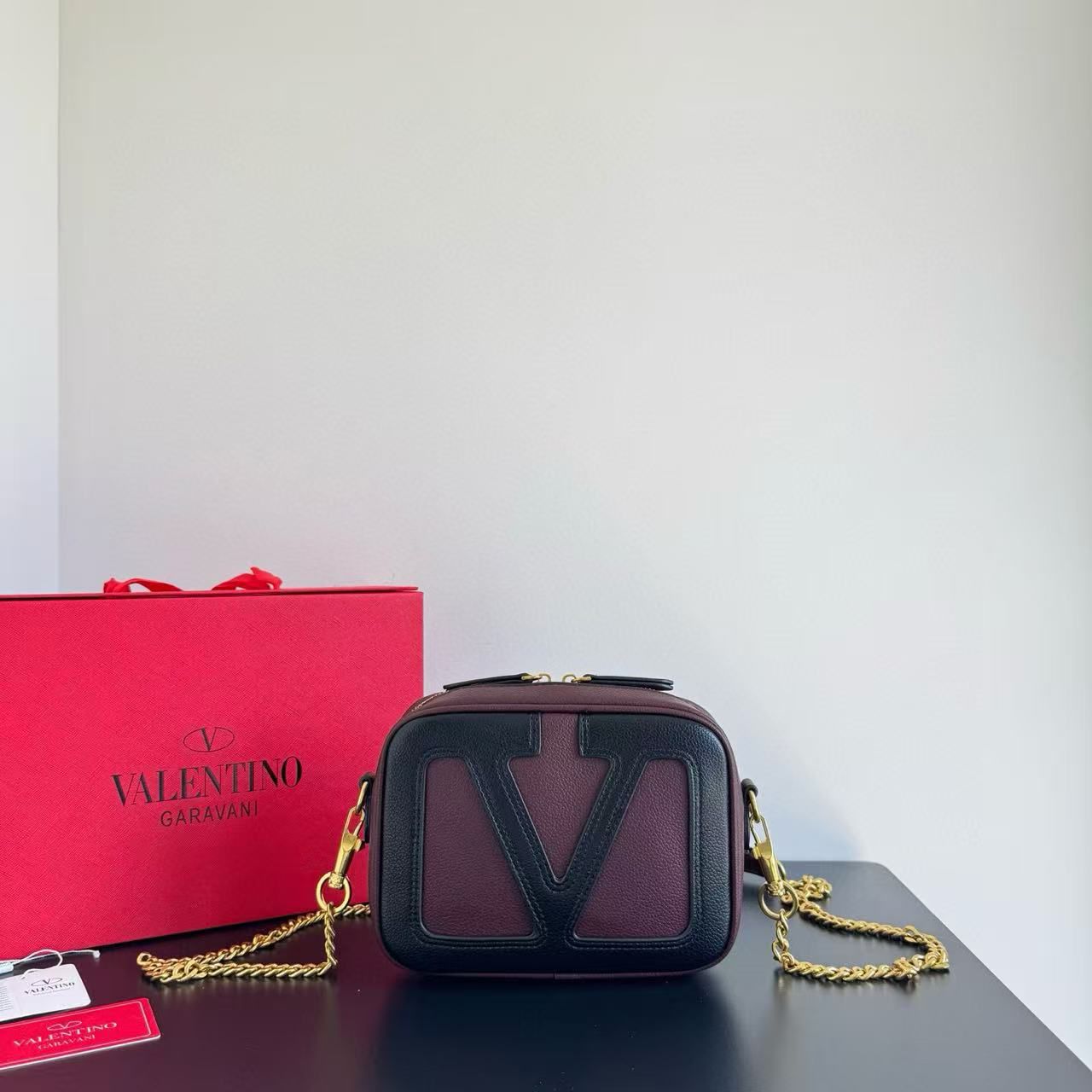 VALENTINO VIVA SUPERSTAR V LOGO SLING BAG