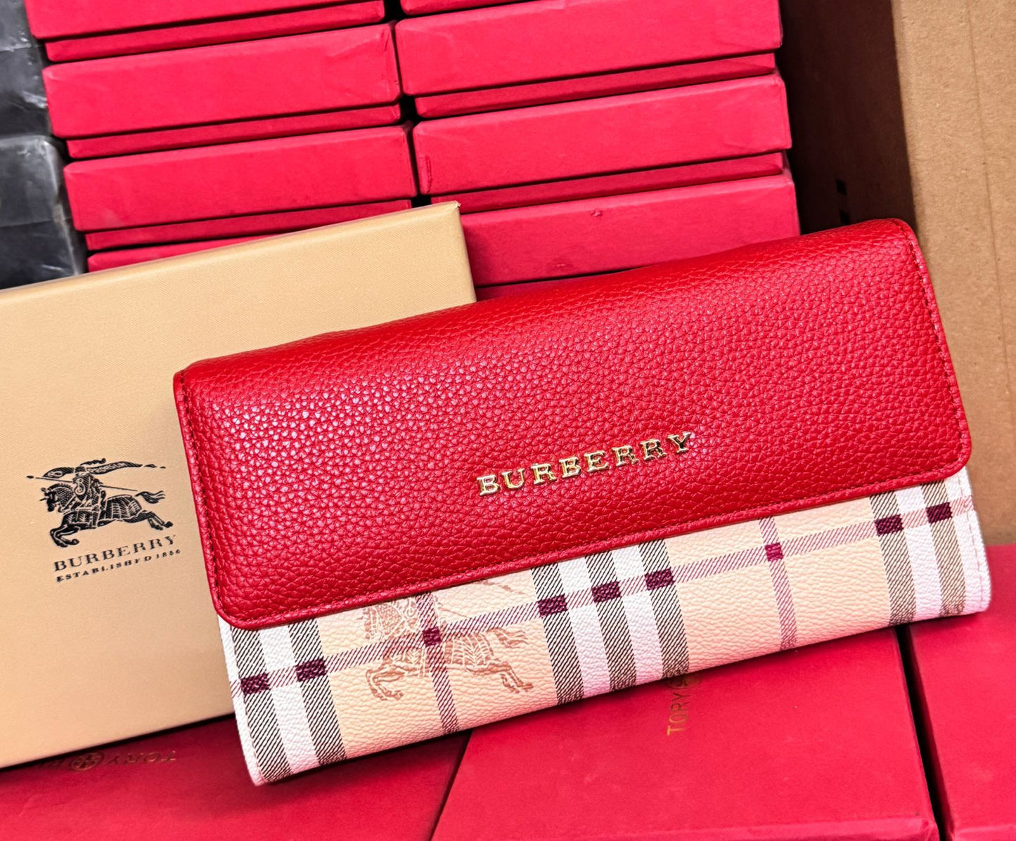 BURBERRY WALLET CUM SLING BAG