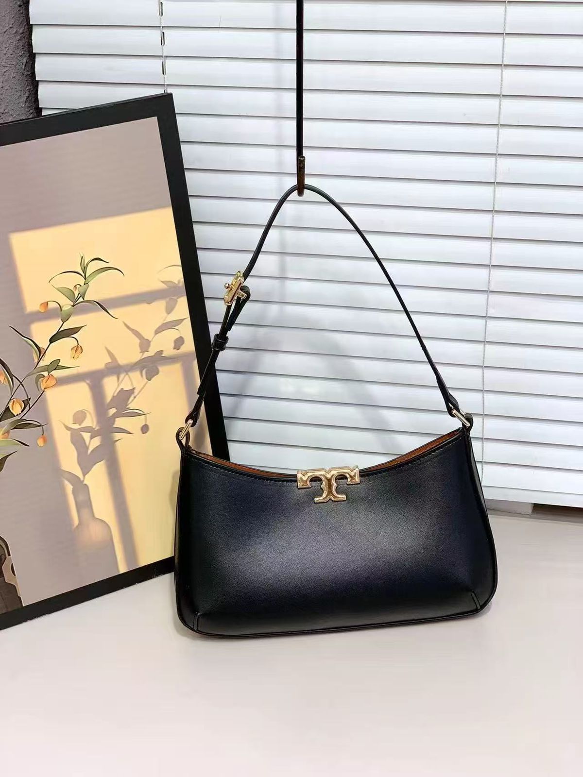 TORY BURCH ELANOR TRIMMED LEATHER SHOULDER BAG