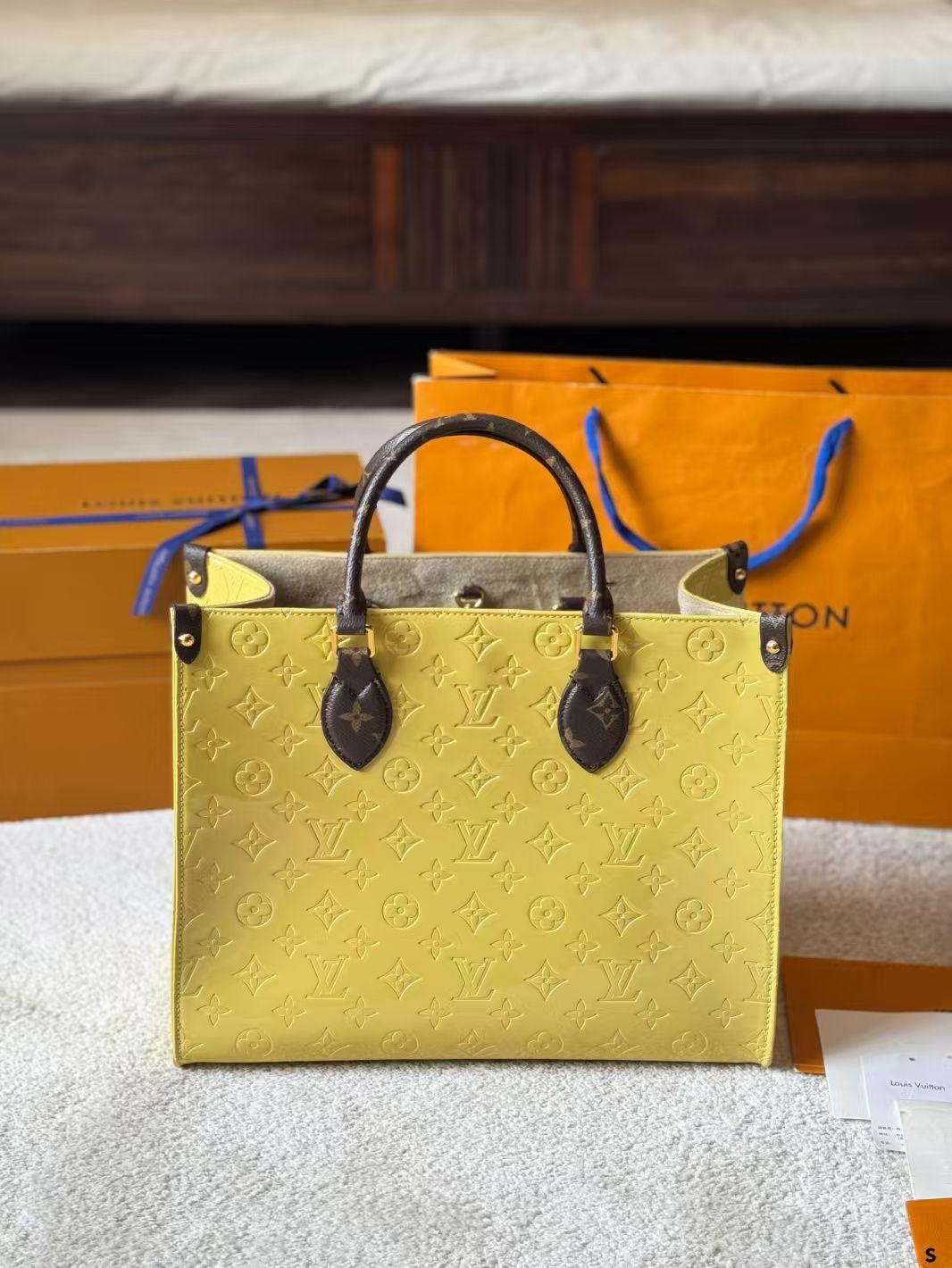 LOUIS VUITTON ON THE GO PATENT SERIES
