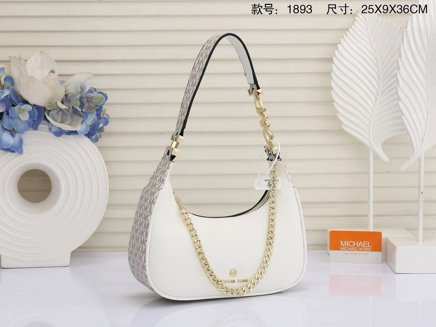 MICHAEL KORS PIPER LEATHER SHOULDER BAGS