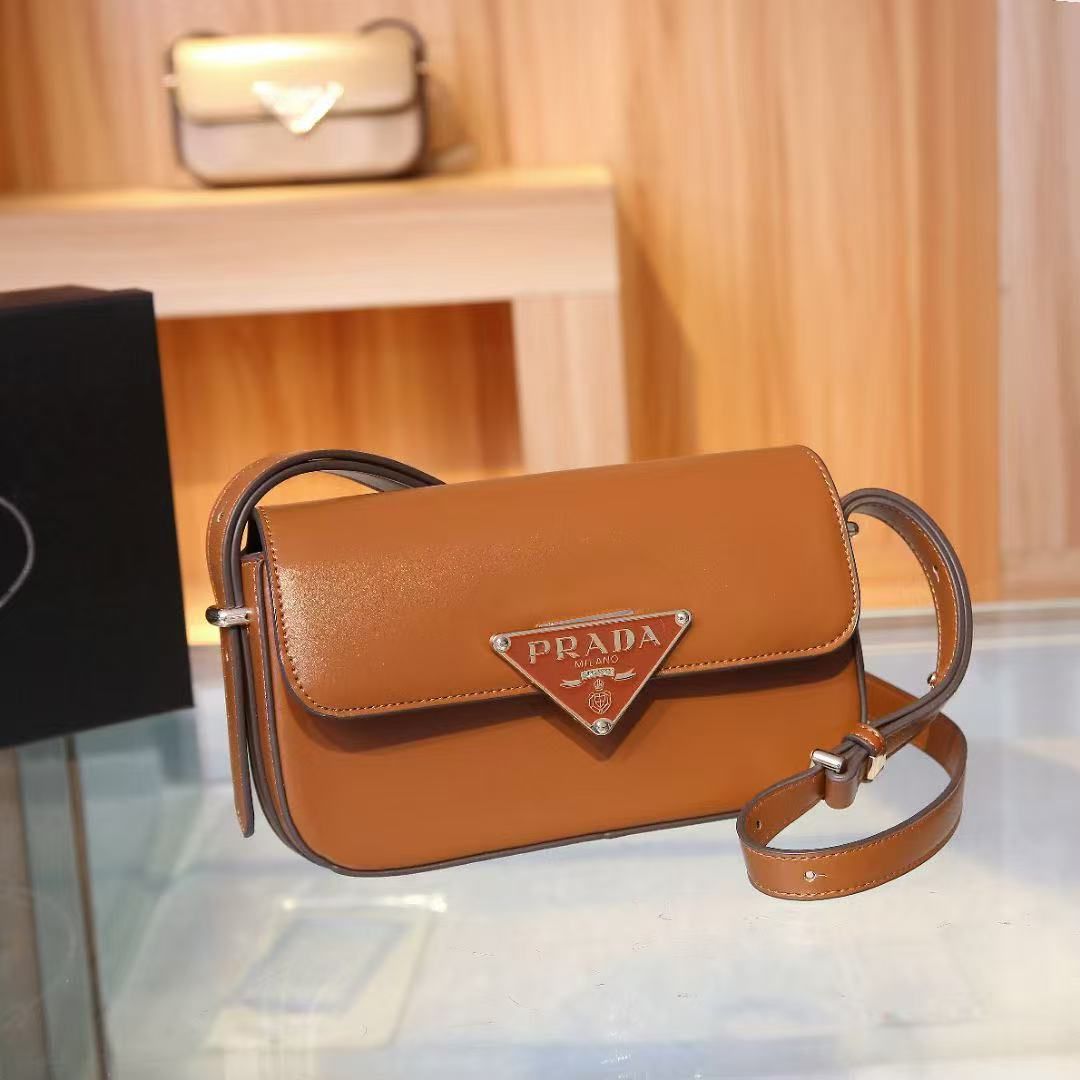 PRADA TRAINGLE LOGO SHOULDER BAG