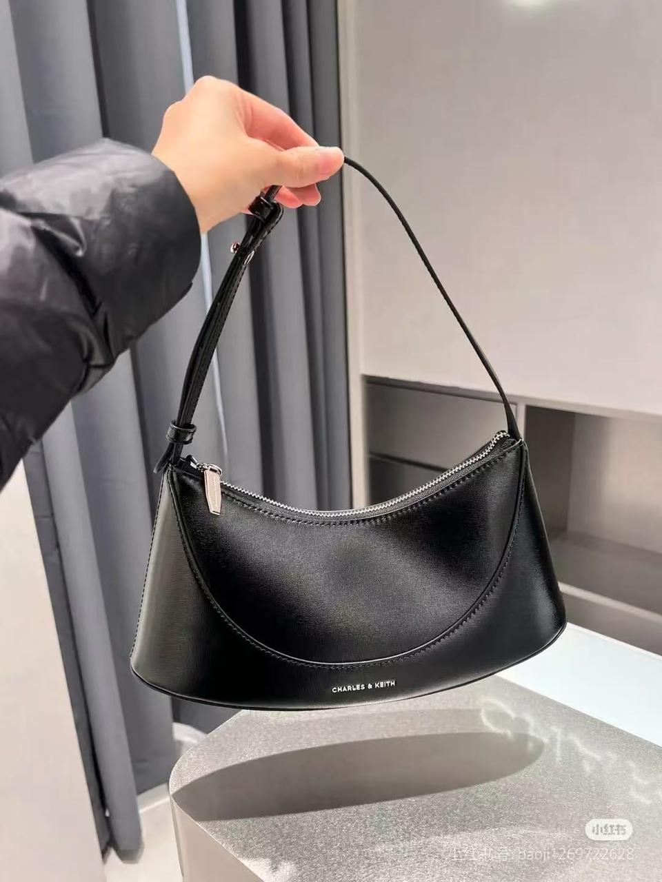 CHARLES & KEITH SIGRID SHOULDER BAG