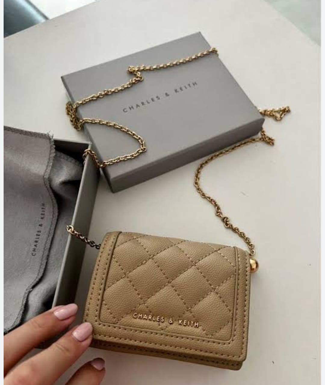 CHARLES & KEITH QUILTED MINI PURSE WITH CHAIN SLING