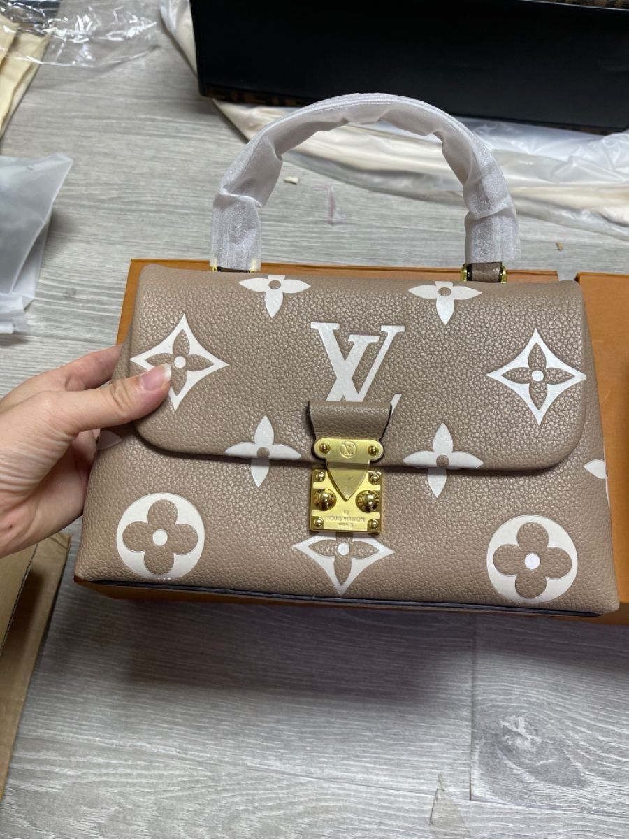 LOUIS VUITTON MADELEINE