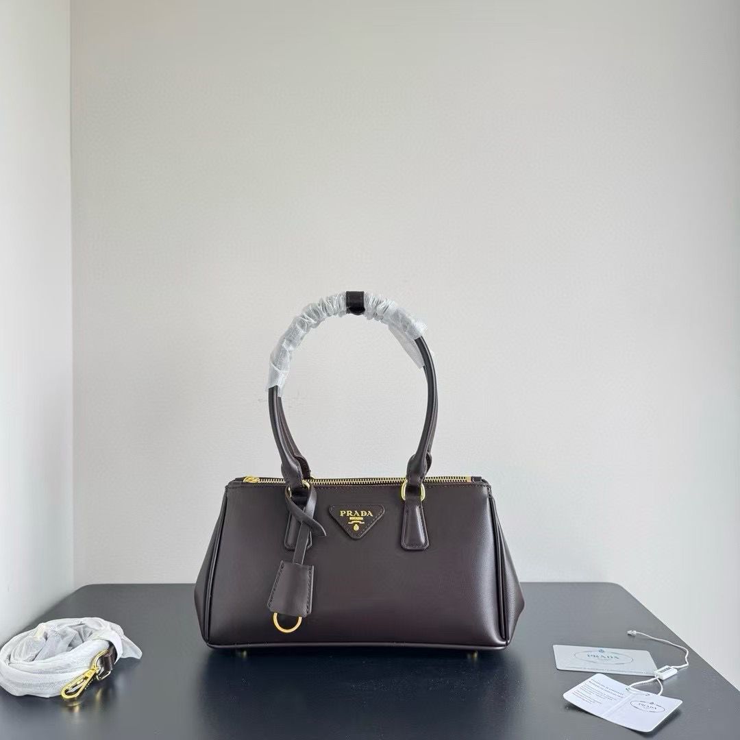 PRADA GALLERIA SAFFIANO HANDBAG