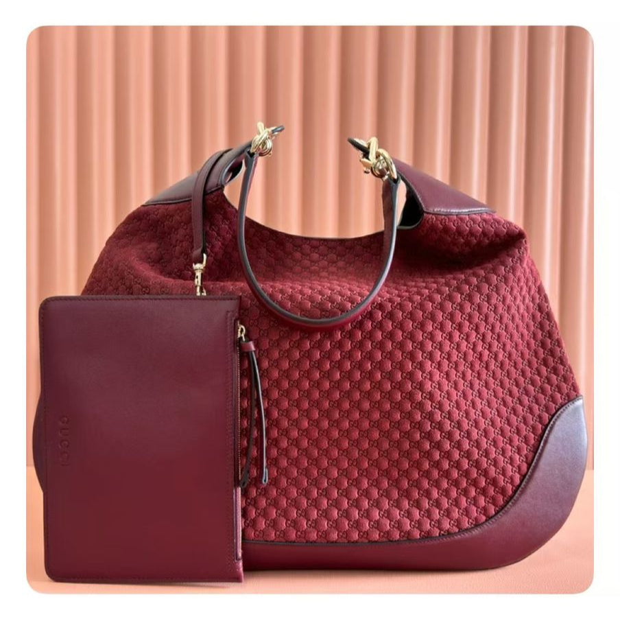 GUCCI B HOBO SHOULDER BAG