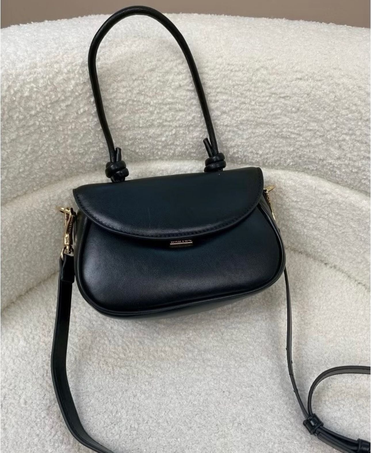 CHARLES & KEITH SAMMIE KNOTTED HANDLE