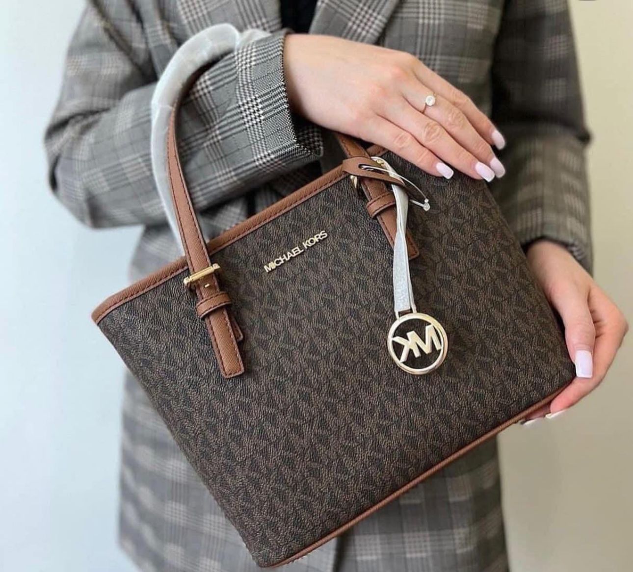 MICHAEL KORS XS CARRYALL JET SET SIGNATURE TOTE BAGS