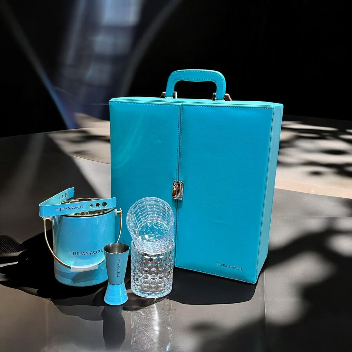 TIFFANY BAR SET – ALMIRAH STYLE CASE (ONLY PREPAID)