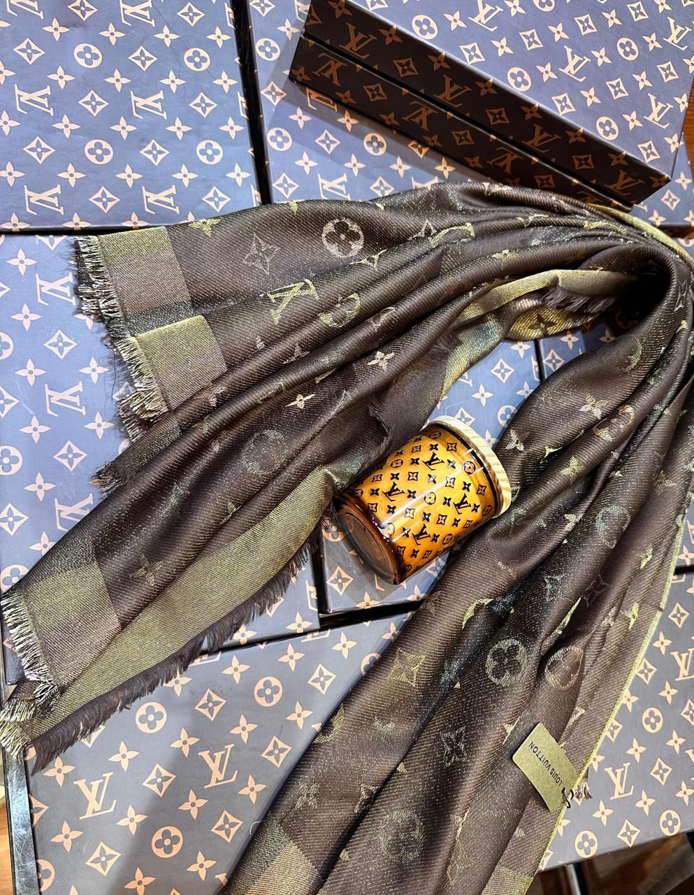 NEW LV DIWALI GIFT SET β SUPER PREMIUM COLLECTION