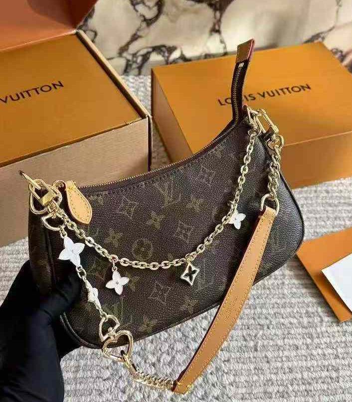 Louis Teri Accessory Bag