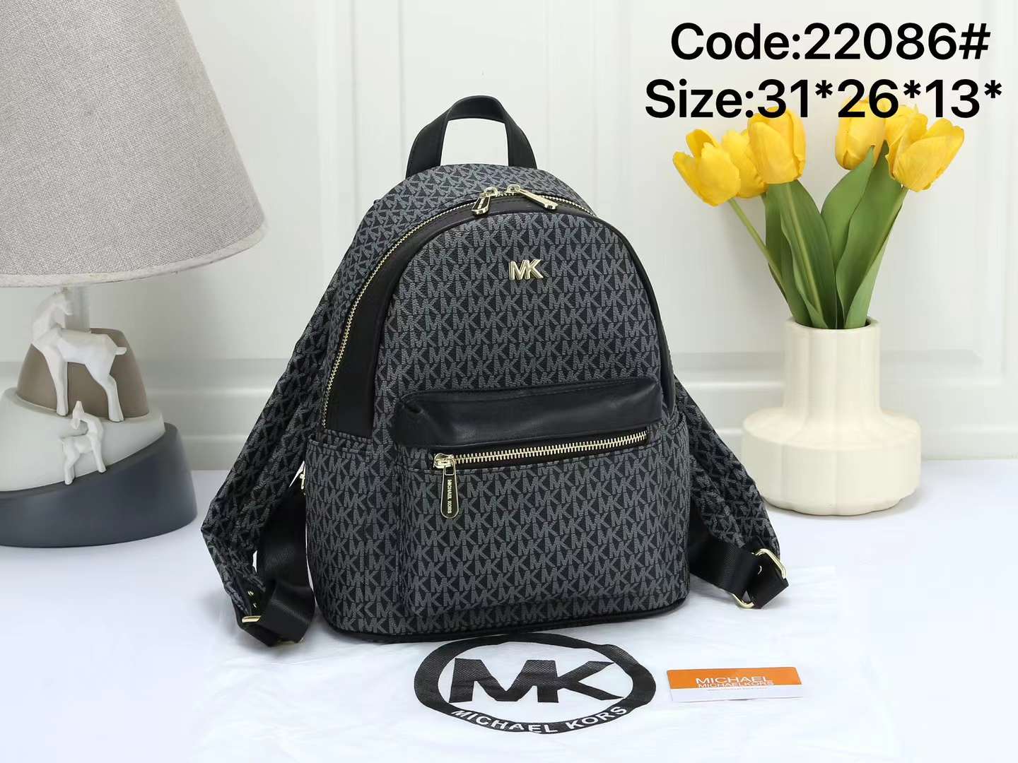 MICHAEL KORS MEDIUM SIZED BACKPACK