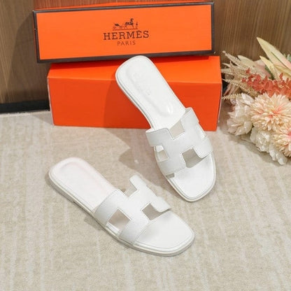 Hermes Paris Oran Slides