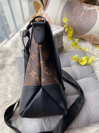 Louis Vuitton LV Saumur Messenger Monogram Eclipse With Dust Bag - LABLEWHORE.COM