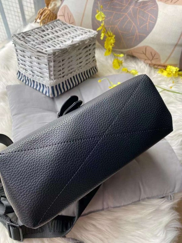 Louis Vuitton LV Saumur Messenger Monogram Eclipse With Dust Bag - LABLEWHORE.COM