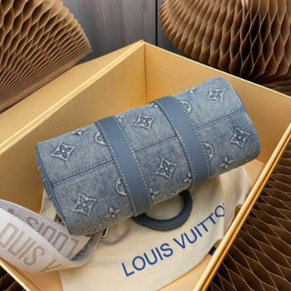 Louis Vuitton LV M22762 Monogram Travel Speedy & Dust Bag