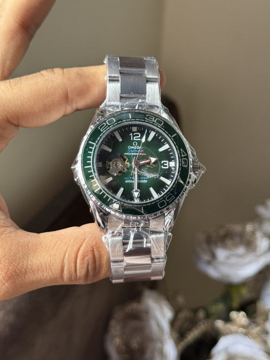 Omeg a SeaMaster UltraDeep Automatic Premium Watch