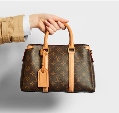 LOUIS VUITTON SOUFFLOT BB M44815