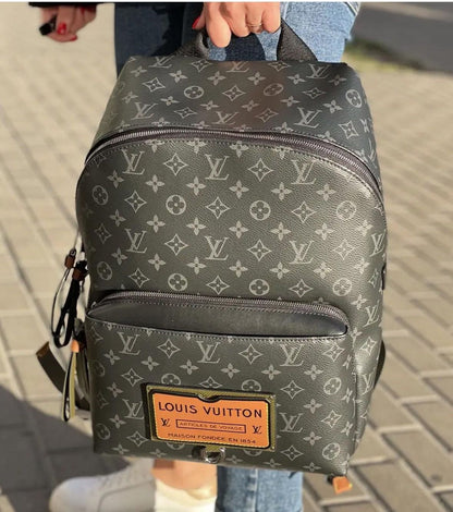 LOUIS VUITTON BACKPAC