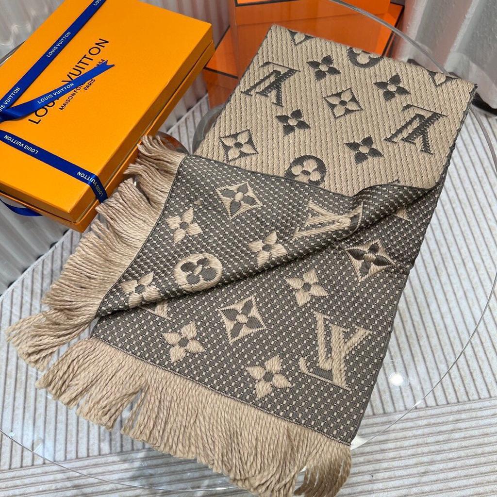 LOUIS VUITTON LATEST EDITION MUFFLER - LABLEWHORE.COM