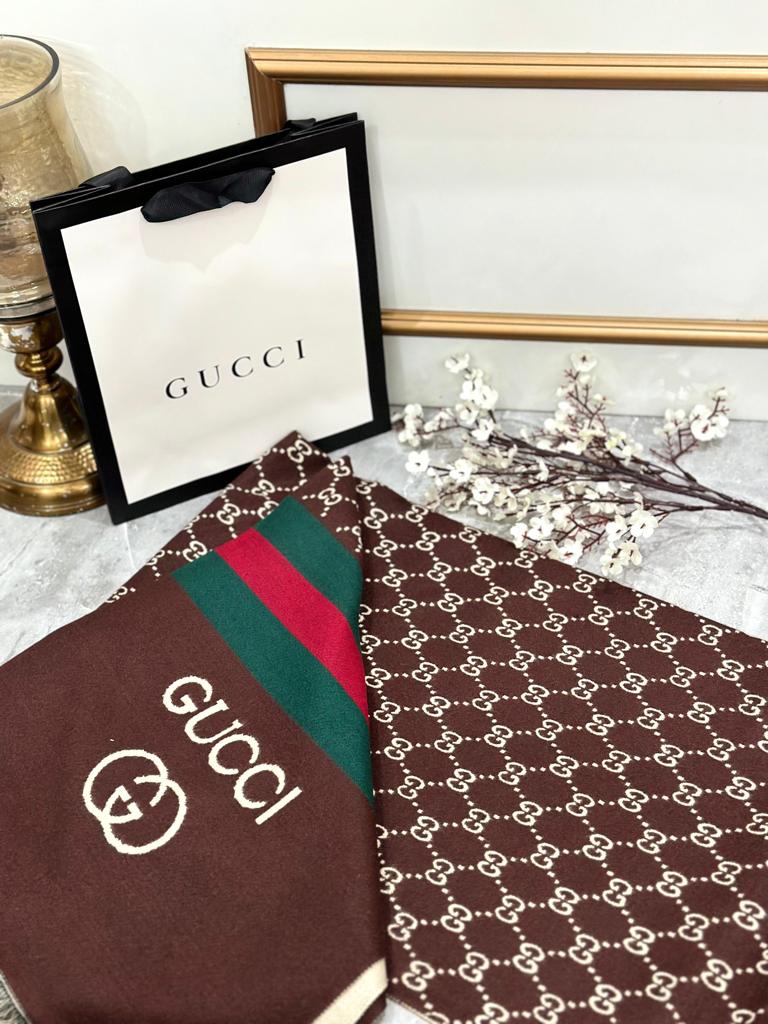 GUCCI LATEST WOOLLEN STOLE - LABLEWHORE.COM