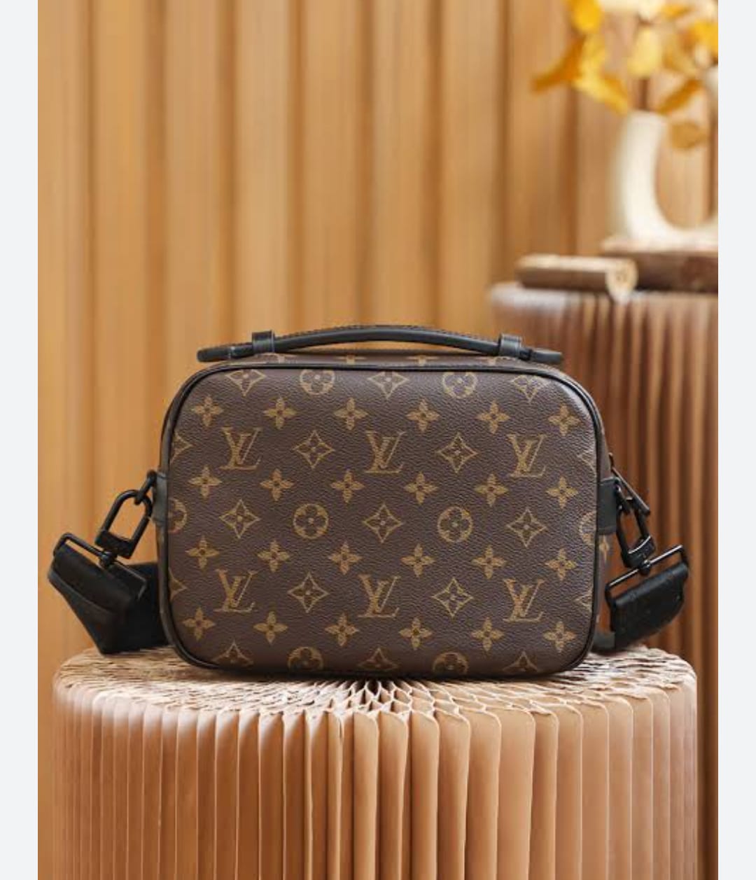 LOUIS VUITTON S LOCK MESSENGER BAGS - LABLEWHORE.COM