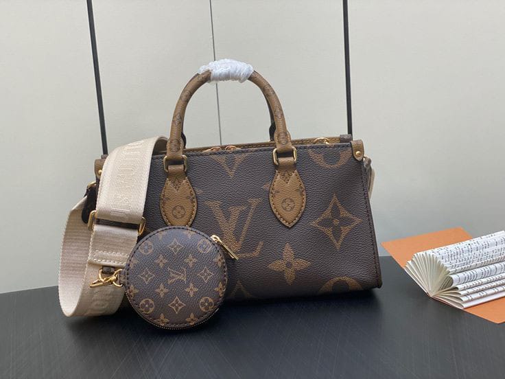 LOUIS VUITTON ON THE GO WIDE POCHETTE - LABLEWHORE.COM