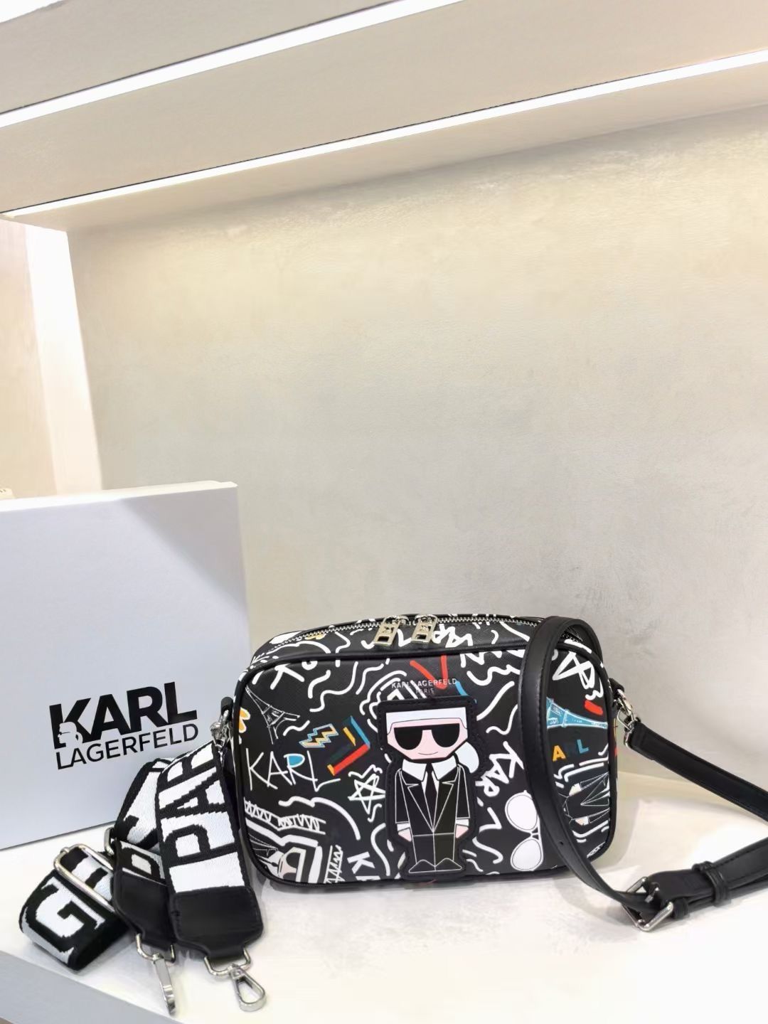 KARL PRINTED CAMERA BAGS - LABLEWHORE.COM