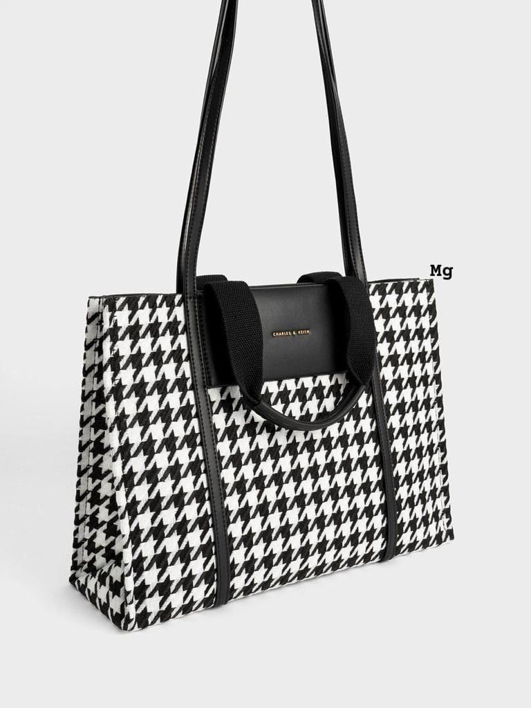 CHARLES AND KEITH TOTE BAG - LABLEWHORE.COM