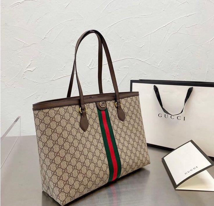 GUCCI BOAT TOTE BAGS WITH UTILITY POUCH - LABLEWHORE.COM