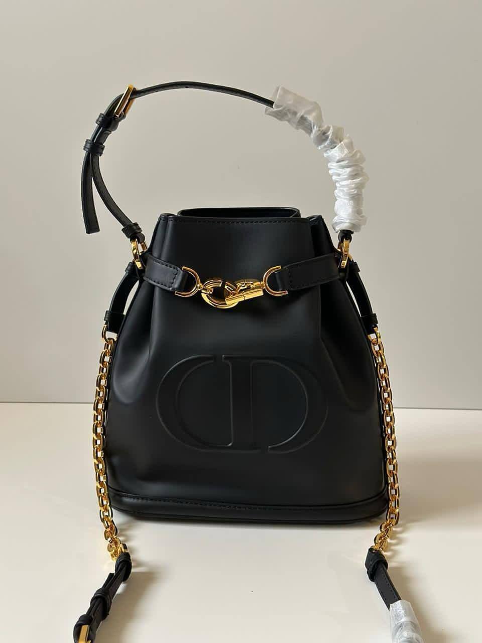 CD DIOR C’EST LATTE BUCKET SHAPE BAG - LABLEWHORE.COM