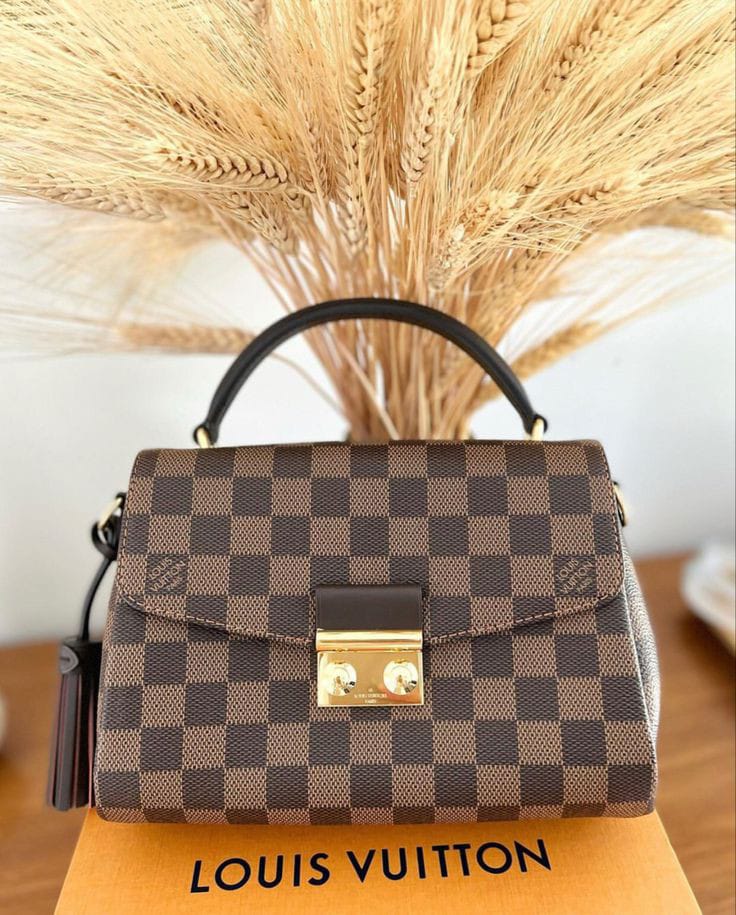 LOUIS VUITTON CROISETTE HANDBAGS