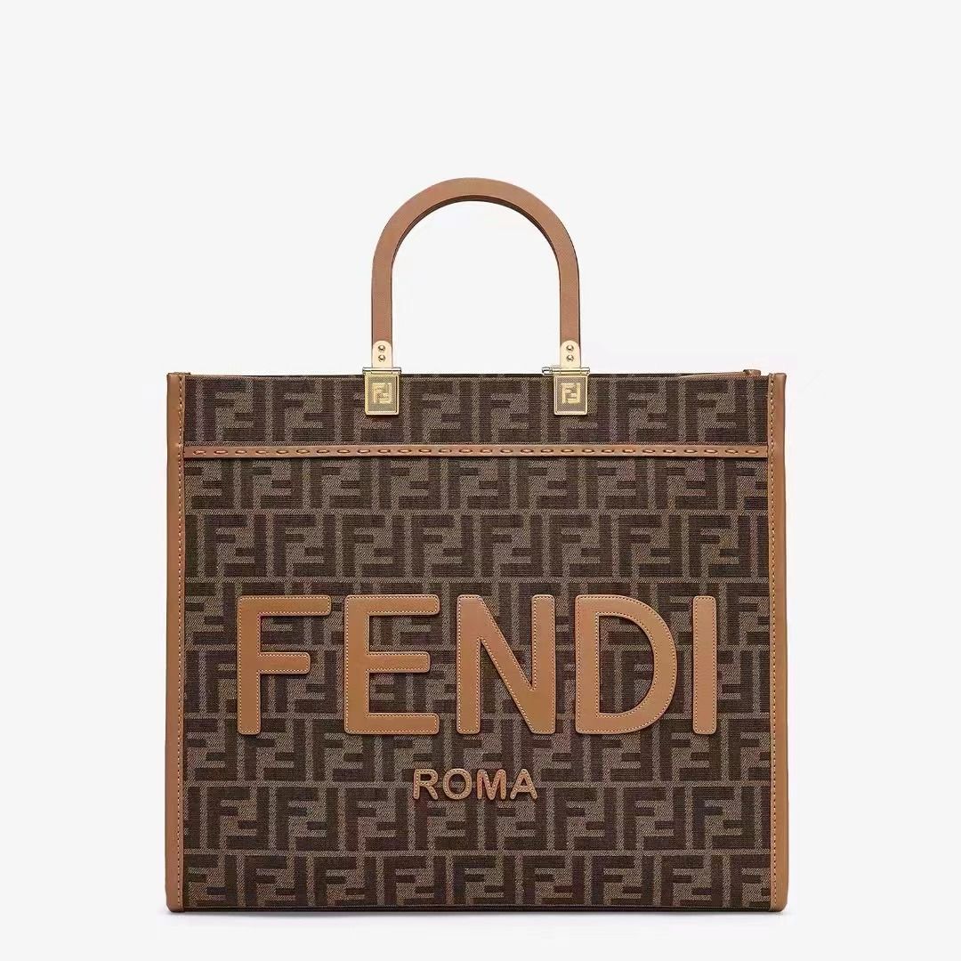 FENDI ROMA SIGNATURE BAG