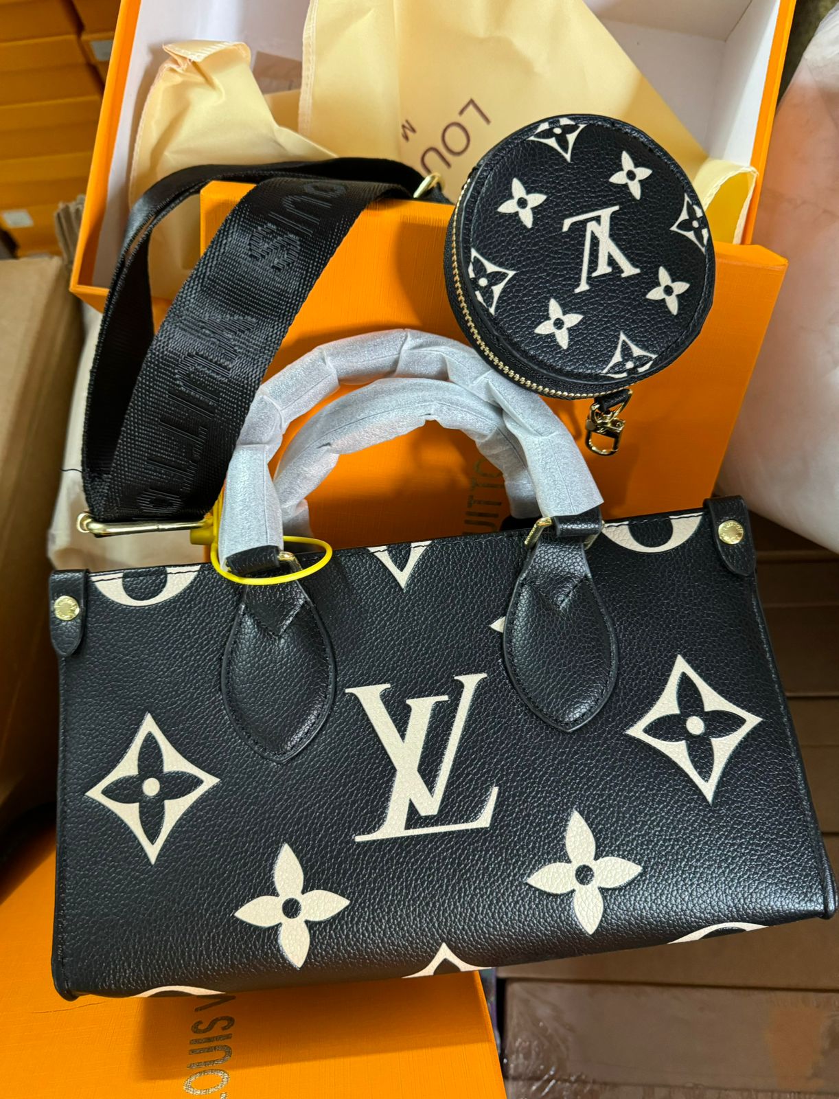 LOUIS VUITTON EAST WEST POCHETTE