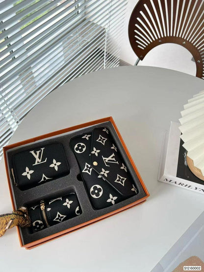 LOUIS VUITTON ASSORTED BRANDED POCHETTE COMBO SETS