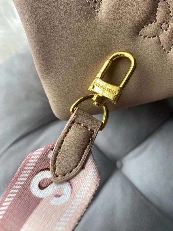 Louis Vuitton LV M81400 Bubblegram Bag