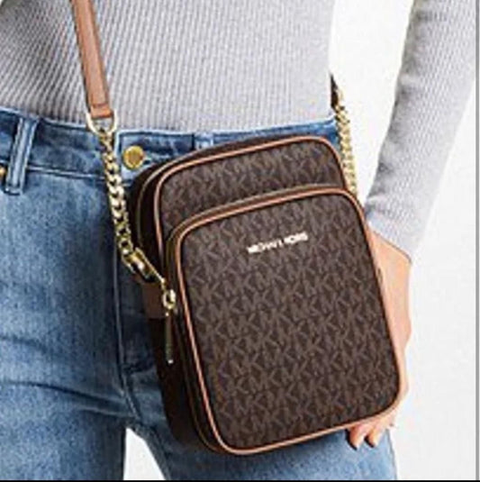 Michael Kors Jet Set Travel Signature chain Crossbody Bag