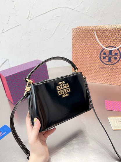 TORY BURCH BRITTEN MATT LEATHER MATERIAL