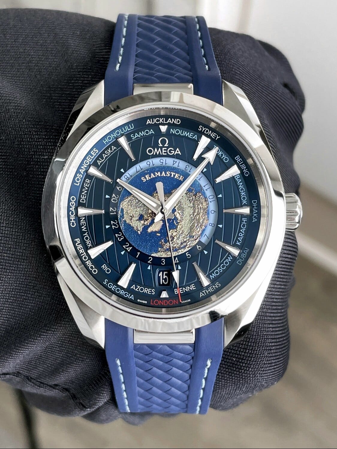 Omega AquaTerra World Map Premium Automatic