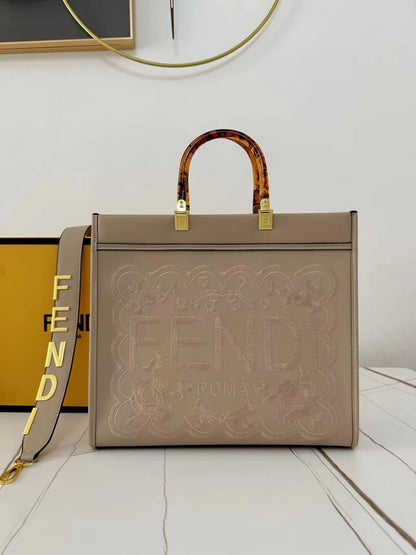 FENDI SUNSHINE TOTE BAGS