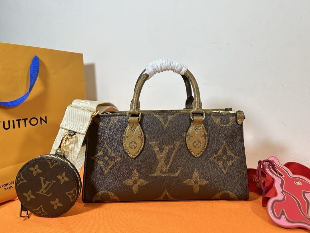 LOUIS VUITTON EAST WEST POCHETTE