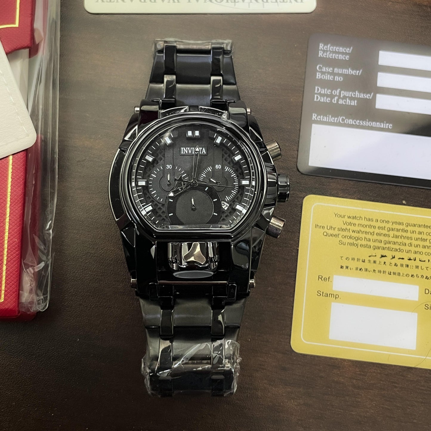 Invicta chronograph watch boasts a masculine 52 mm