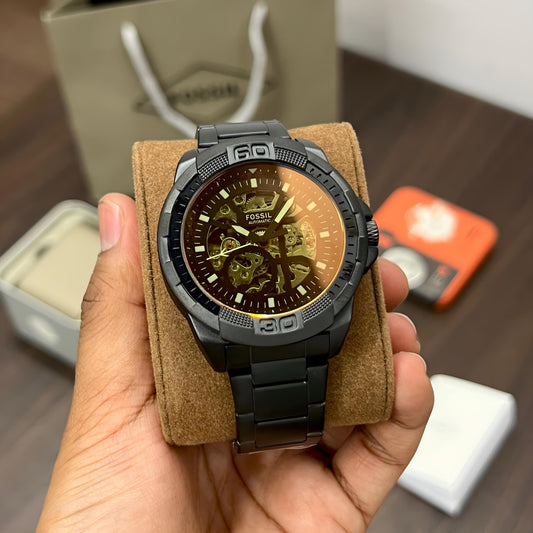 FOSSIL IN UPDATED QUALITY AND PERFORMANCE