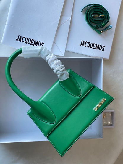 JACQUEMUS CHIQUITO BAG